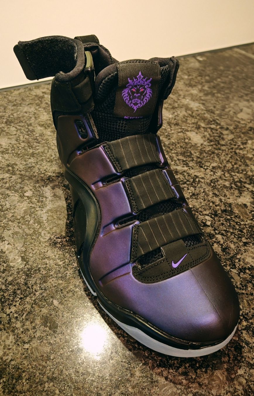 Nike Scarpe da uomo: Nike Lebron 4 – Nuovo (secondo la descrizione) da Cham venduto da jes_vy9d 4