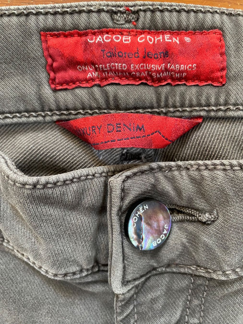 Jacob Cohën Jeans: JACOB COHËN Damenjeans - Gr.W30 – Usato da Besazio venduto da lionheart63