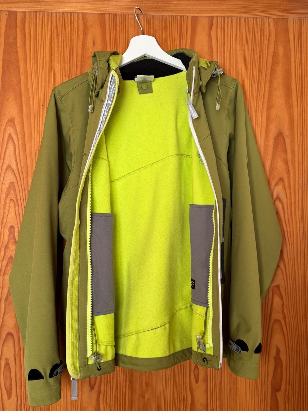 Jack Wolfskin Vestes: Jack Wolfskin Outdoor Softshell Jacke Gr M – D'occasion à Bremgarten b. Bern par misscello 2