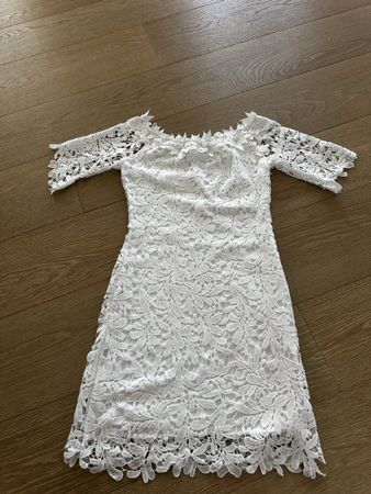 Lace dress