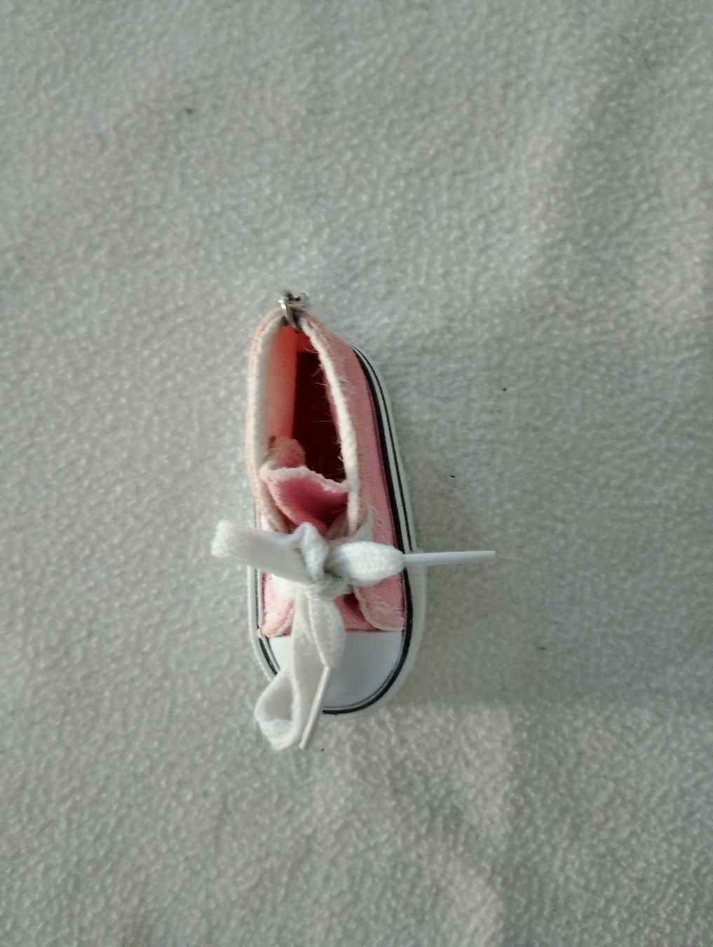 Portachiavi: Sneaker Schlüsselanhänger – Nuovo (secondo la descrizione) da Frutigen venduto da nev_rb7v 2