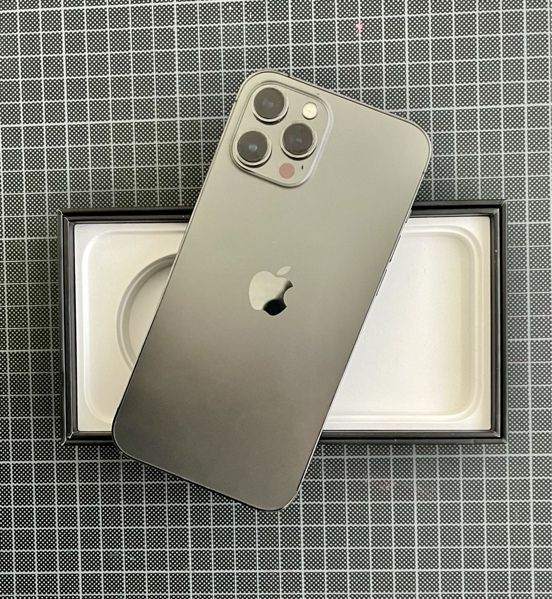 Apple Handys / Smartphones: iPhone 12 Pro Max, Graphite, 128GB – Gebraucht aus Speicher von  1