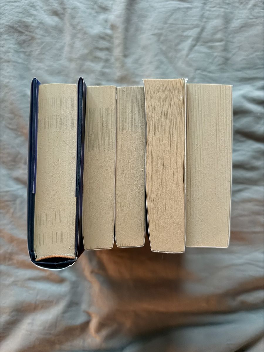 Libri: Truly Devious Band 1-5 – Usato da Horw venduto da _Celine99_ 1