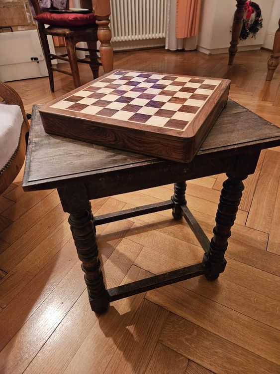 petite table et jeu d echec | Kaufen auf Ricardo