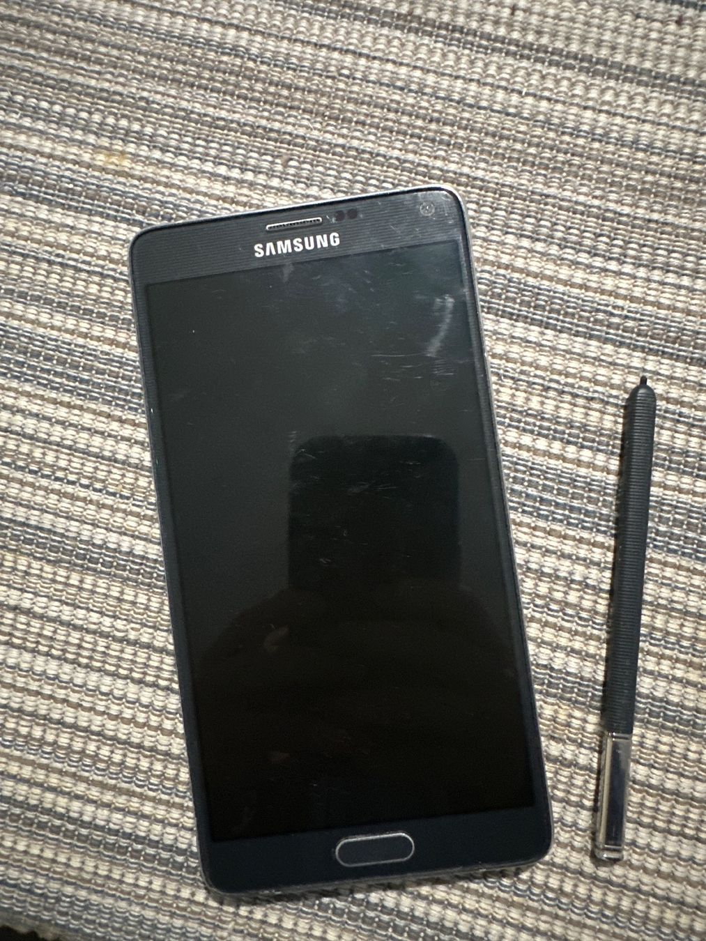 Samsung Telefoni cellulari / Smartphones: Samsung Note 4 – Usato da Zürich venduto da katya_noia
