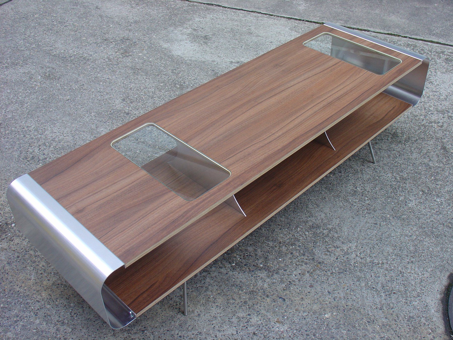 Tavoli: Loungetisch Spacecenter Sideboard – Nuovo (secondo la descrizione) da Läufelfingen venduto da b-form 8