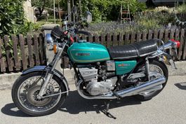 Oldtimer 1976 * SUZUKI GT 550 * etwas für Liebhaber