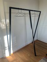 HAY Loop Stand Kleiderstange