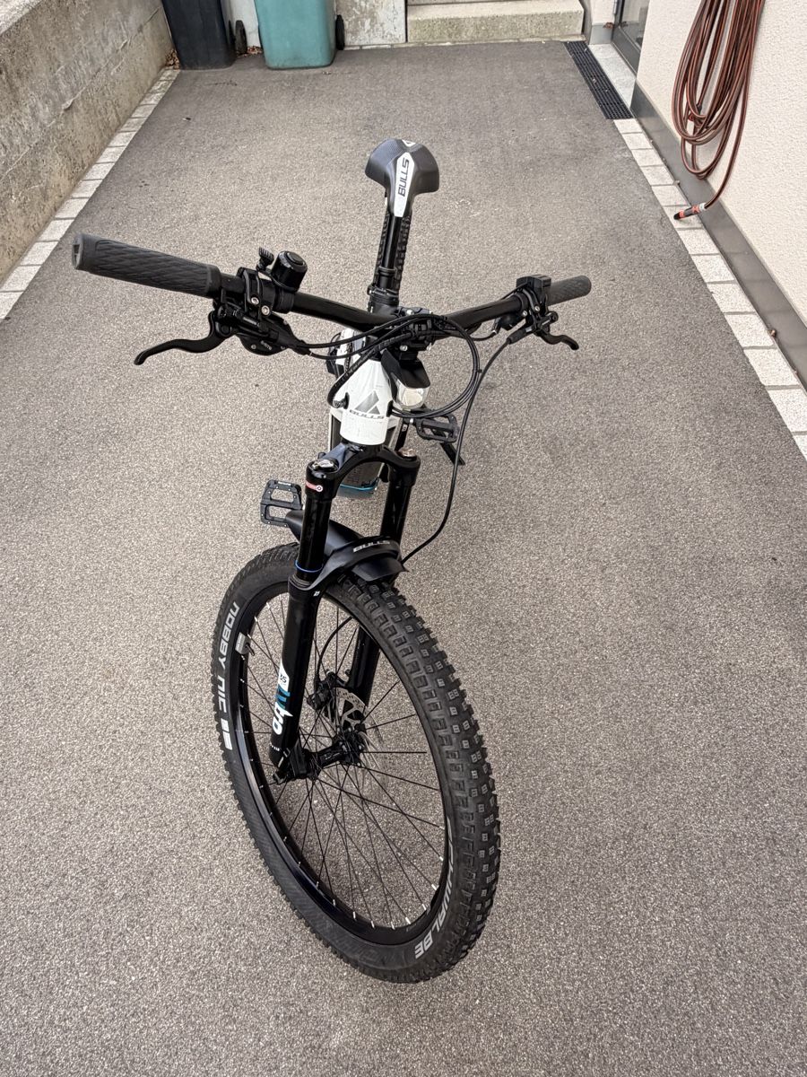 Bulls Biciclette: Bulls E-Stream EVO AM 4 / 27,5 Zoll - 1085km – Usato da Tuggen venduto da Rolfi8 5