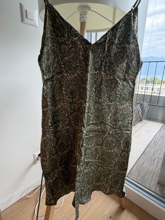 ☀️Robe Zara imitation soie - taille L☀️