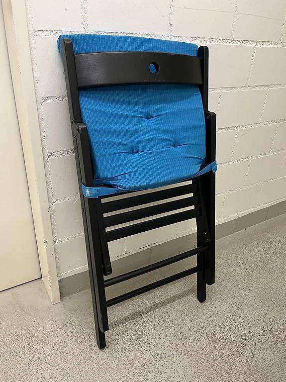 Chaises: Klappstühle – D'occasion à Rüfenach AG par luciferus 2