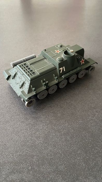 Solido Modellini d'auto: Solido Char militaire SU 100 URSS, réf. 208 - 3/1964 – Usato da Meyrin venduto da Abac007