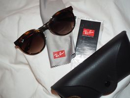 Ray-Ban Sonnenbrille Damen. Sehr guter Zustand inkl. Hülle