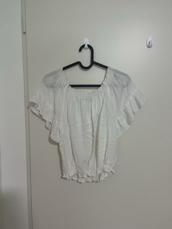 white brandy melville blouse