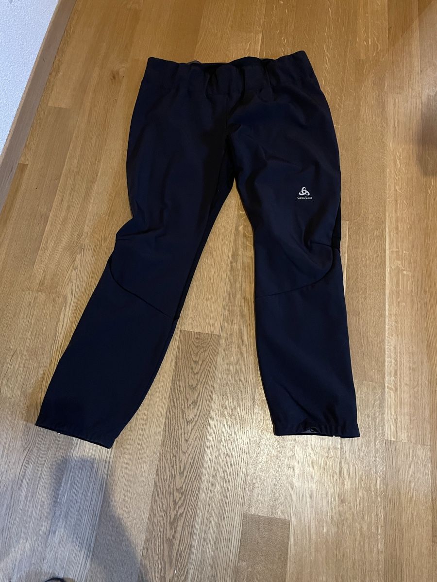 Pantaloni: Damen Softshellhose Odlo, XL – Usato da Flumserberg Bergh venduto da tamaramullis
