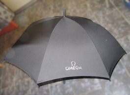 Omega Regenschirm silberne Schrift