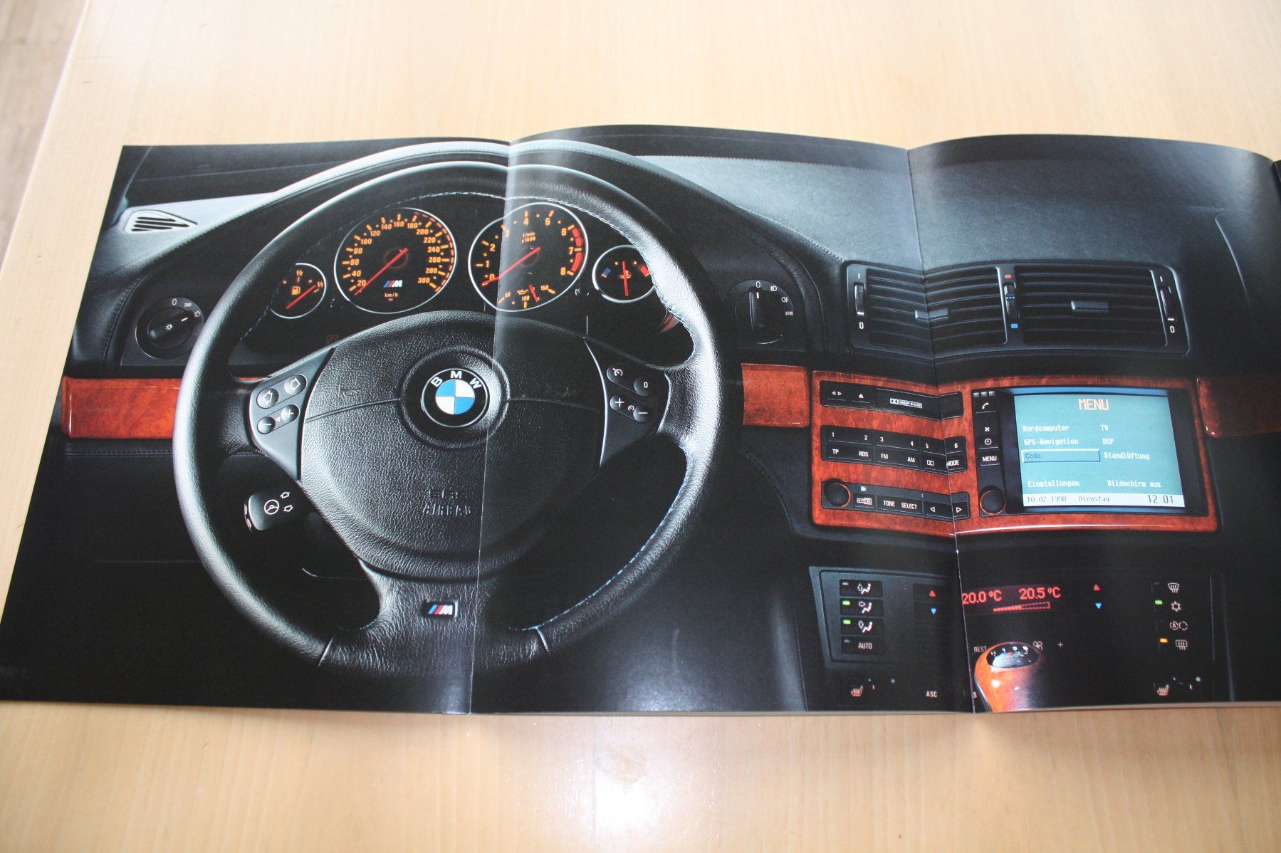 BMW Documents: BMW M5 Limousine E39 Prospekt   1998 – D'occasion à Wikon par erwin400 6