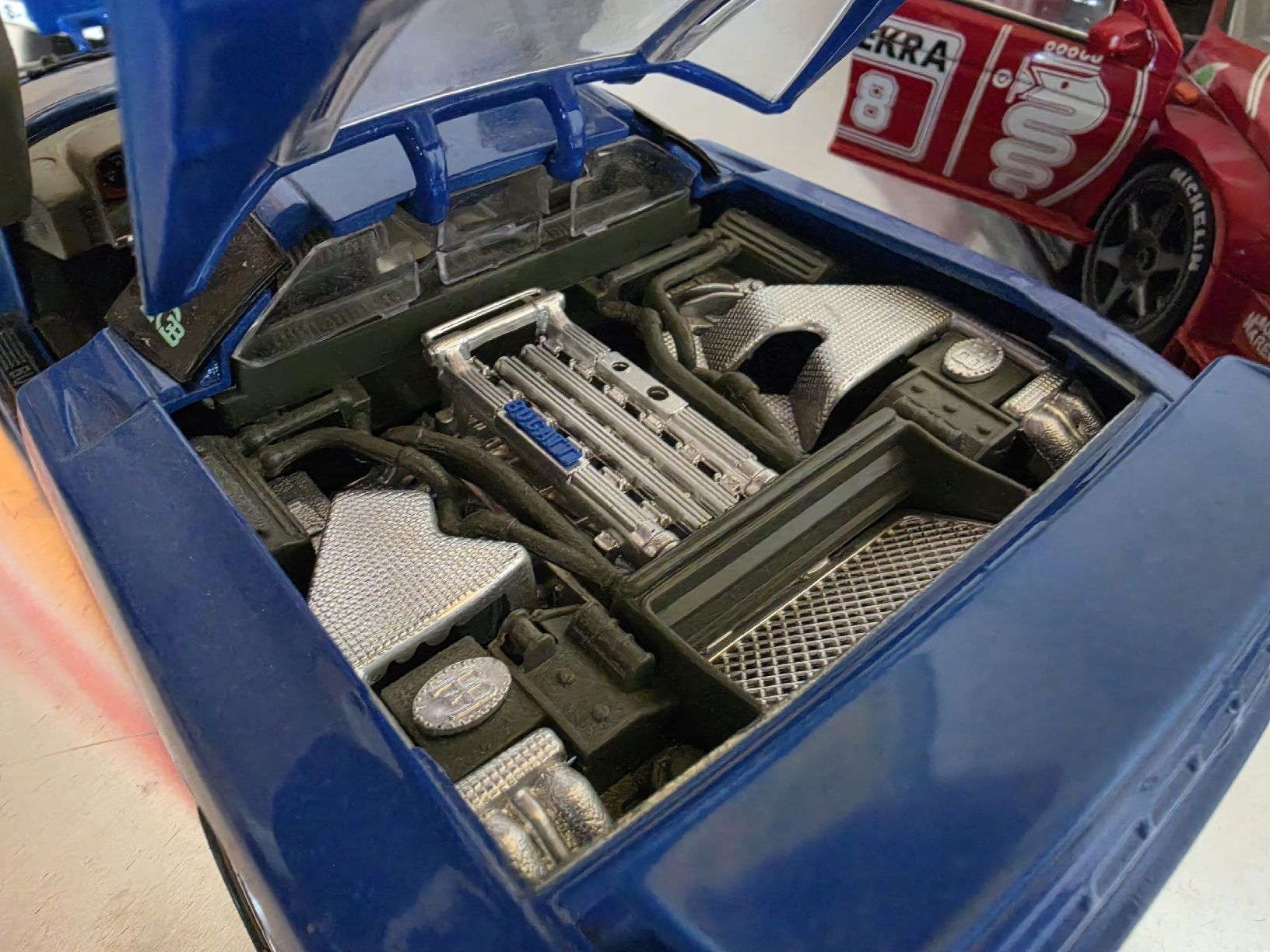 Modellini d'auto: Model Autos, Spielzeug Autos 1:18 – Usato da zürich venduto da val_yr8v 4