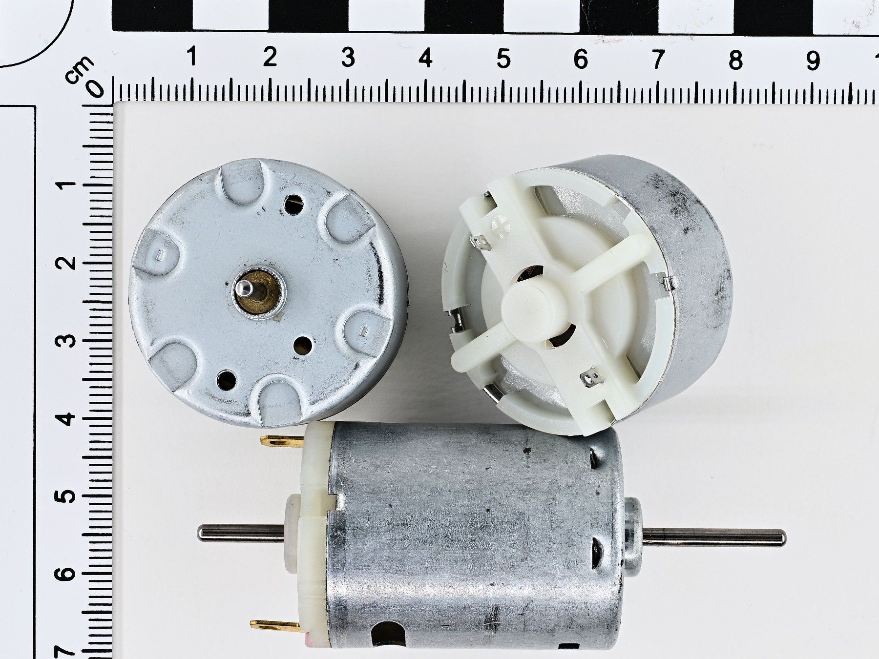 Motoren: 3 Minimotoren Gleichstrom – Gebraucht aus Dürnten von puumies 1