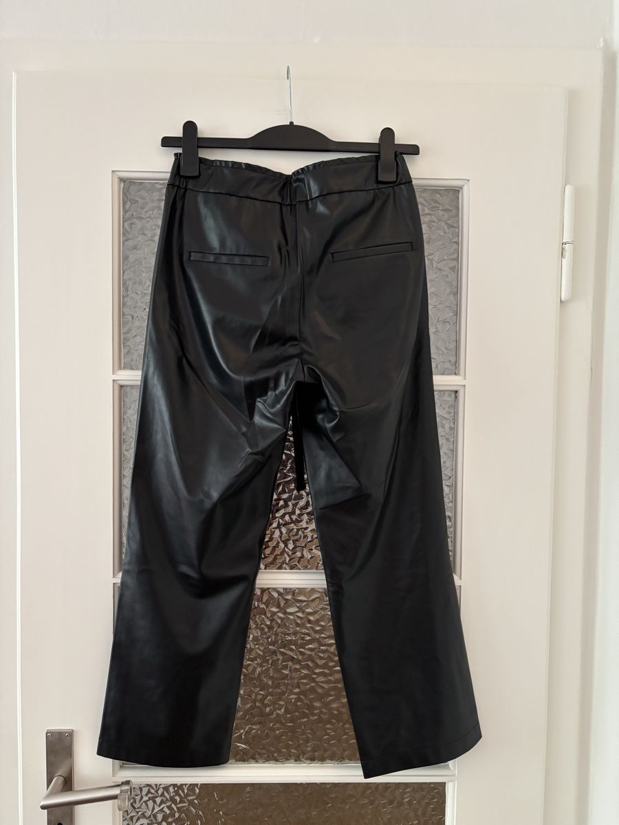 Cambio Pantaloni: Cambio Kunstleder Hose – Usato da Basel venduto da Rose9917 1