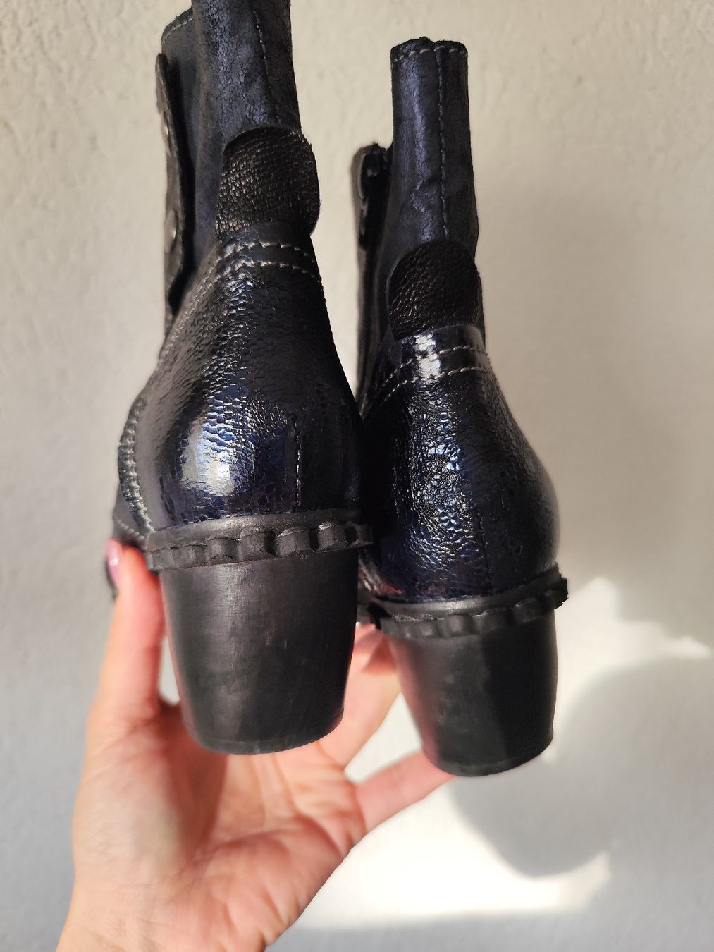 Scarpe da donna: Charme boots Italy 36 cosplay – Usato da Mägenwil venduto da VintageGirly 4