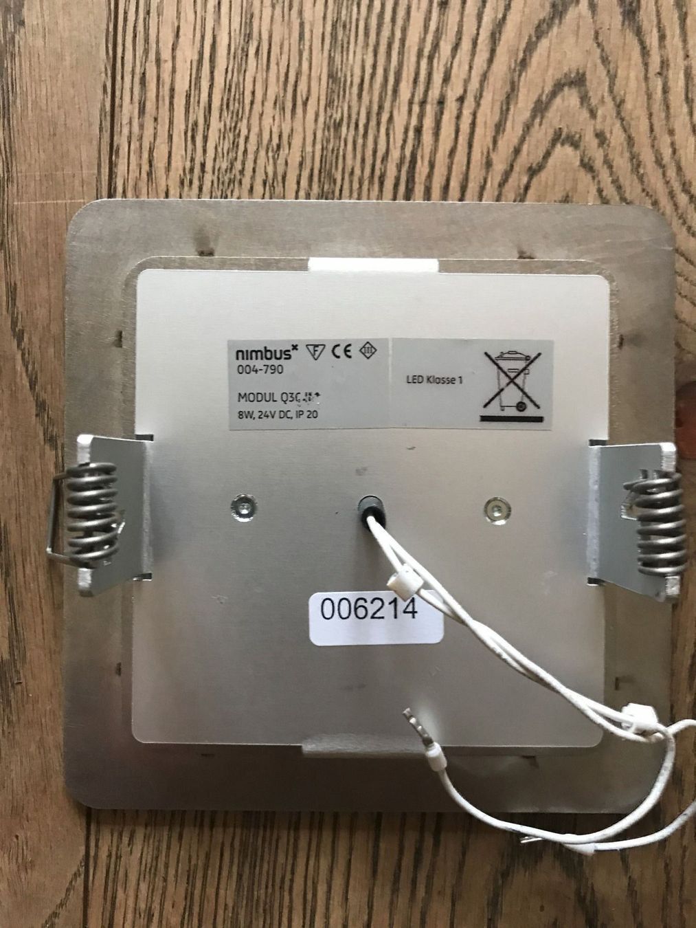 Lampen: Nimbus Modul Q36 in Edelestahl LED – Gebraucht aus Kaiserstuhl AG von gmt2 3