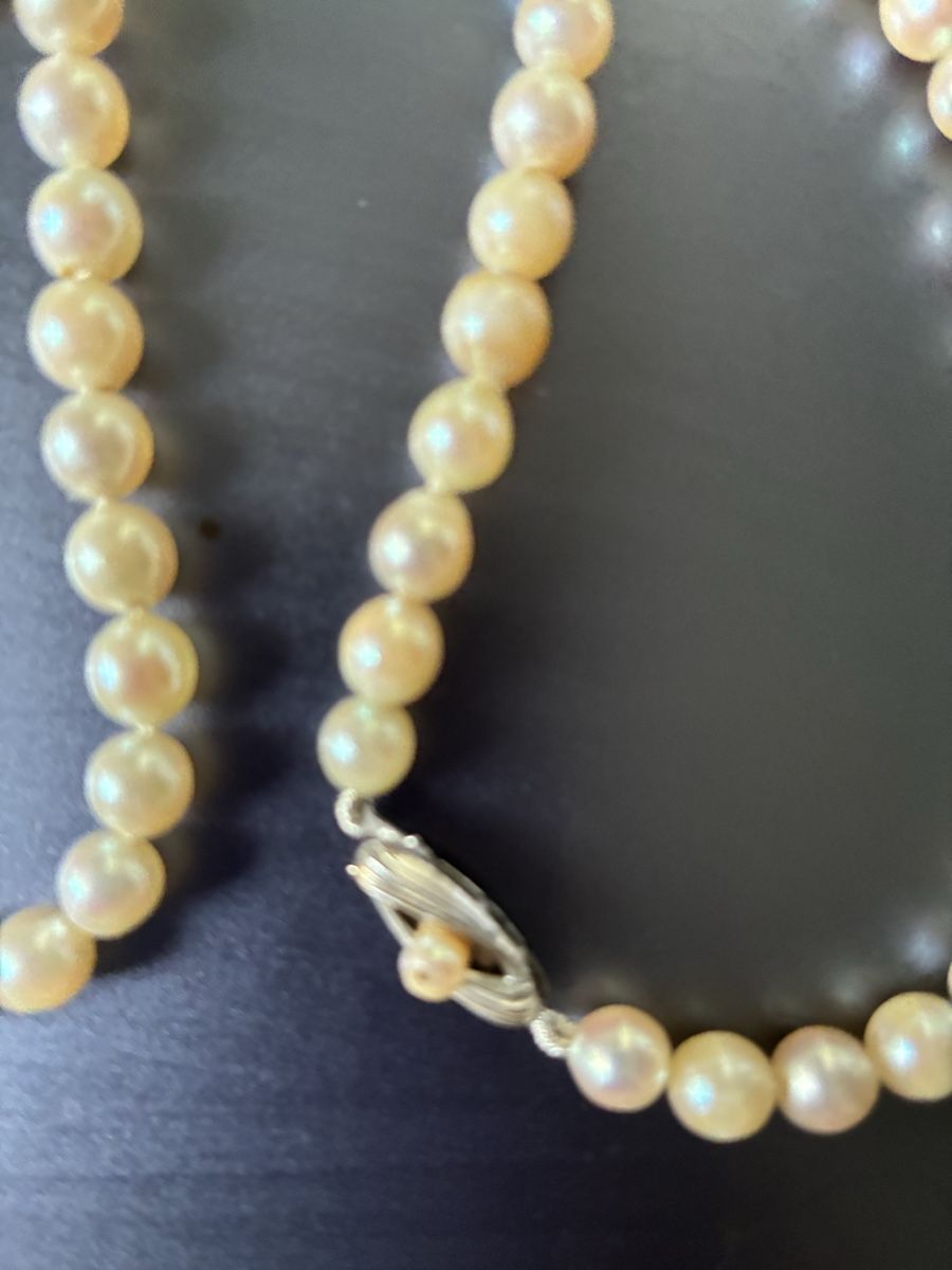 Catenine: Collier de perles – Usato da Granges-Paccot venduto da keopskephrem 1