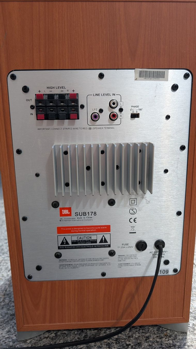 JBL Casse acustiche: JBL SUB178 Subwoofer - DEFEKT – Difettoso da Zürich venduto da vitomin 1