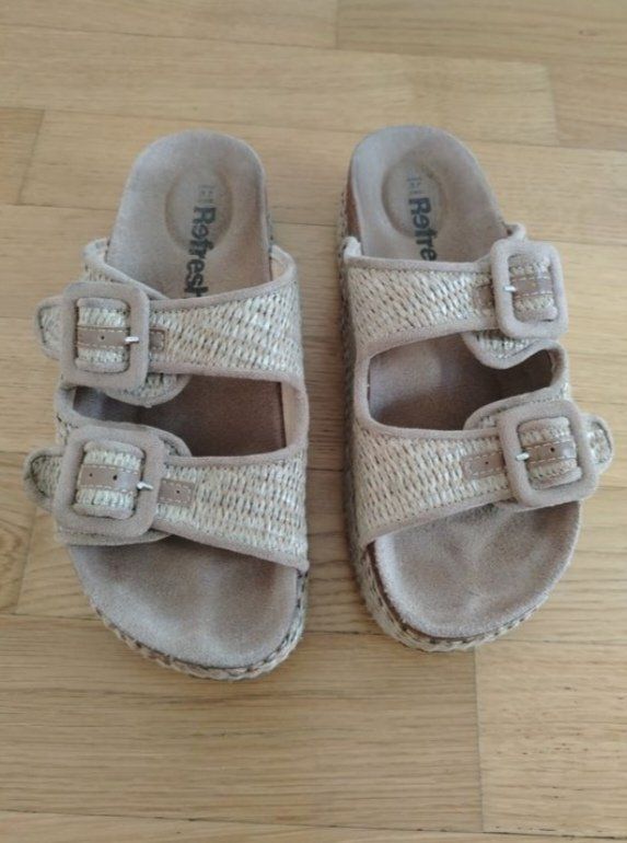 Chaussures femmes: Damen Pantoletten – D'occasion à Winterthur par rsi_mcg9