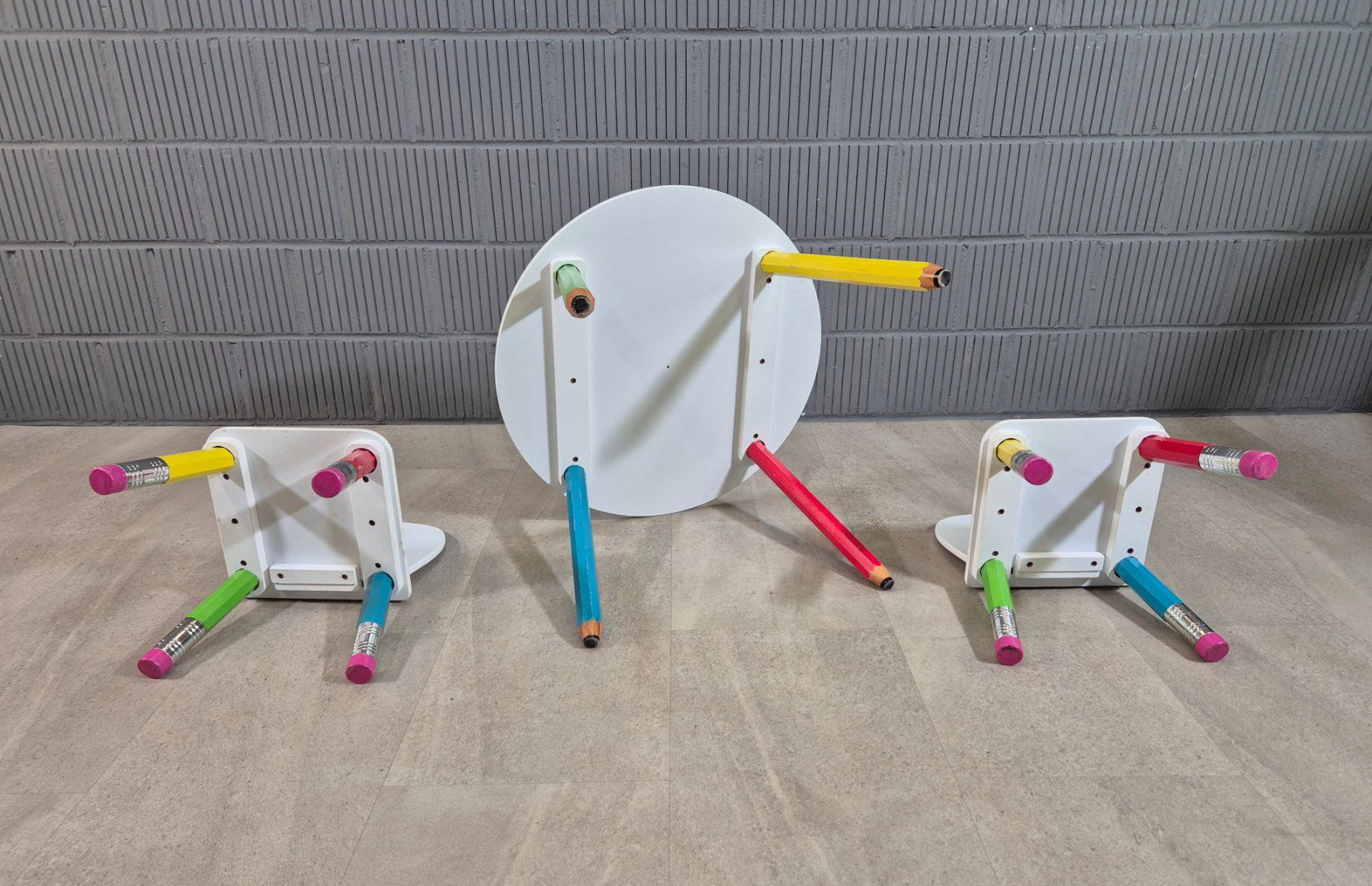 Tische: Set Pierre Sala Bleistift Pen Table Stool Kinder Tisch Stuhl – Gebraucht aus Nottwil von Wondewa-Shop 6