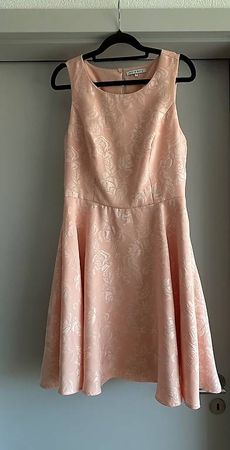 Kleid apricot Mint&Berry Gr 38