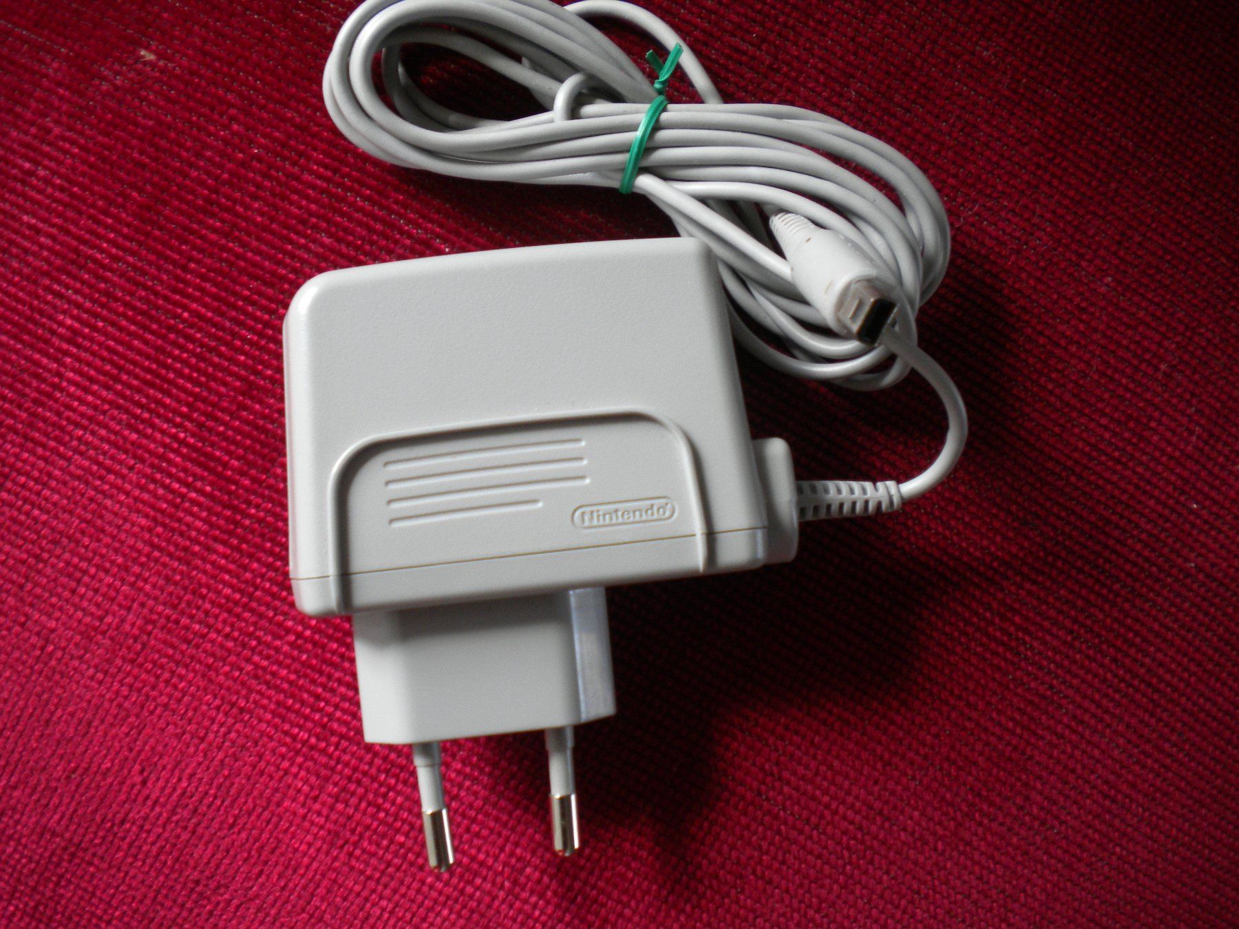 Nintendo Konsolen: Nintendo DS -XL original Ladekabel Versand möglich – Gebraucht aus Spreitenbach von Nanika