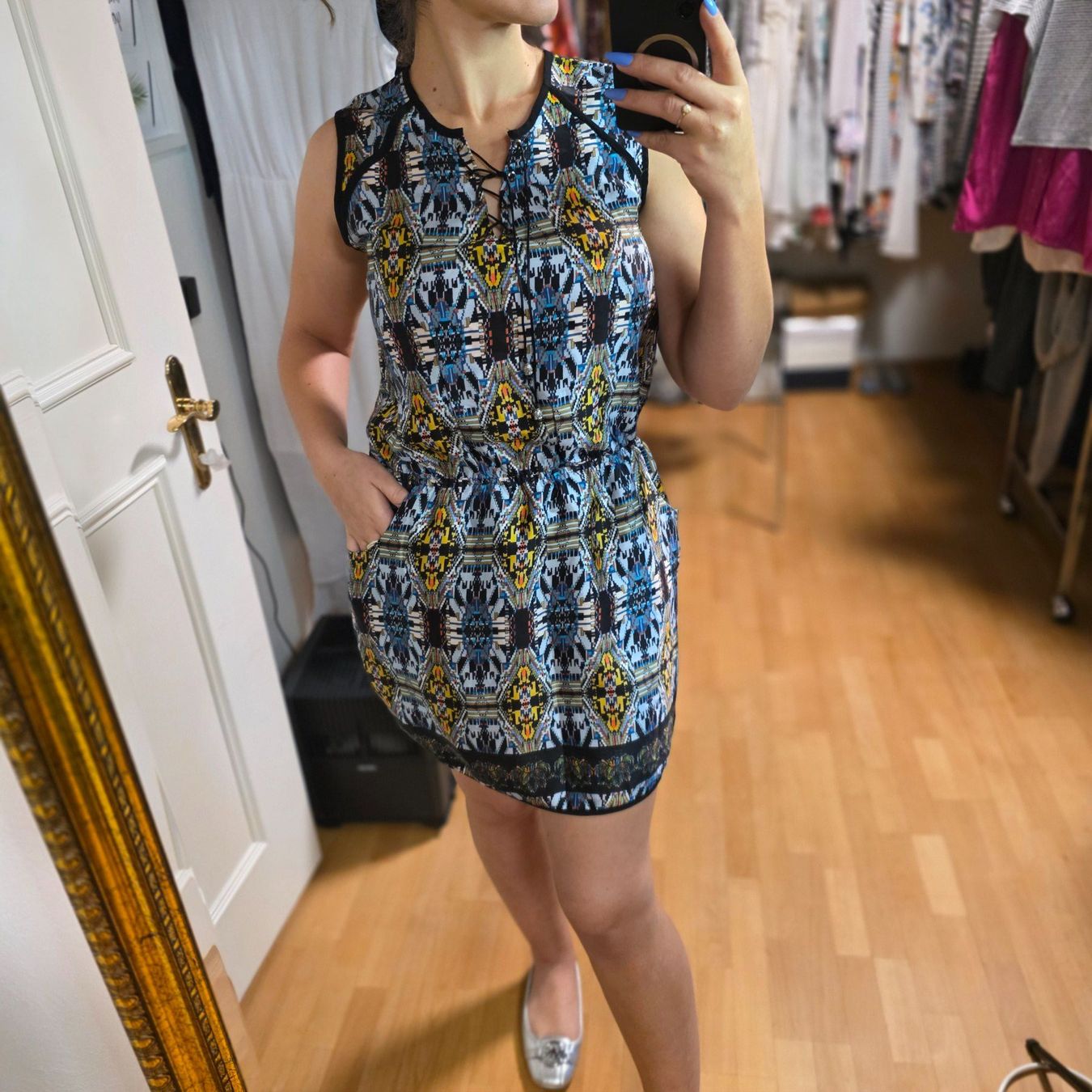 Vestiti: Esperance Paris Kleid mit Taschen 38/40 – Usato da Wald ZH venduto da CapLux 1