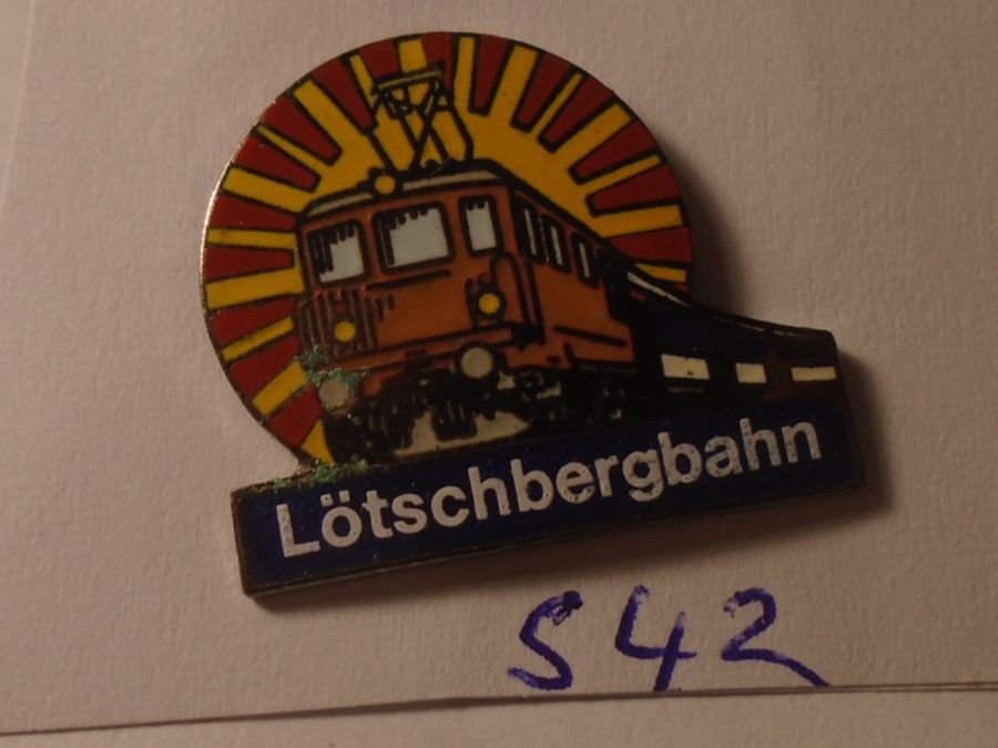 Placchette & Badge: 1 Lötschbergbahn Pin (S42) – Usato da Winterthur venduto da Beli2000