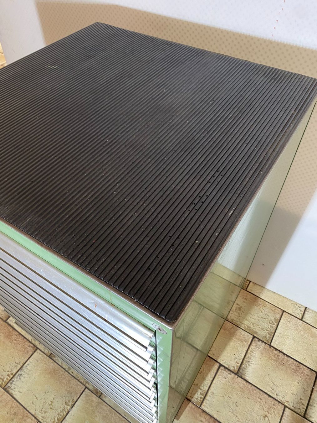 Schränke: ARMOIRE  LISTA ?   12 tiroirs – Gebraucht aus Cortaillod von cri_hw2g 3