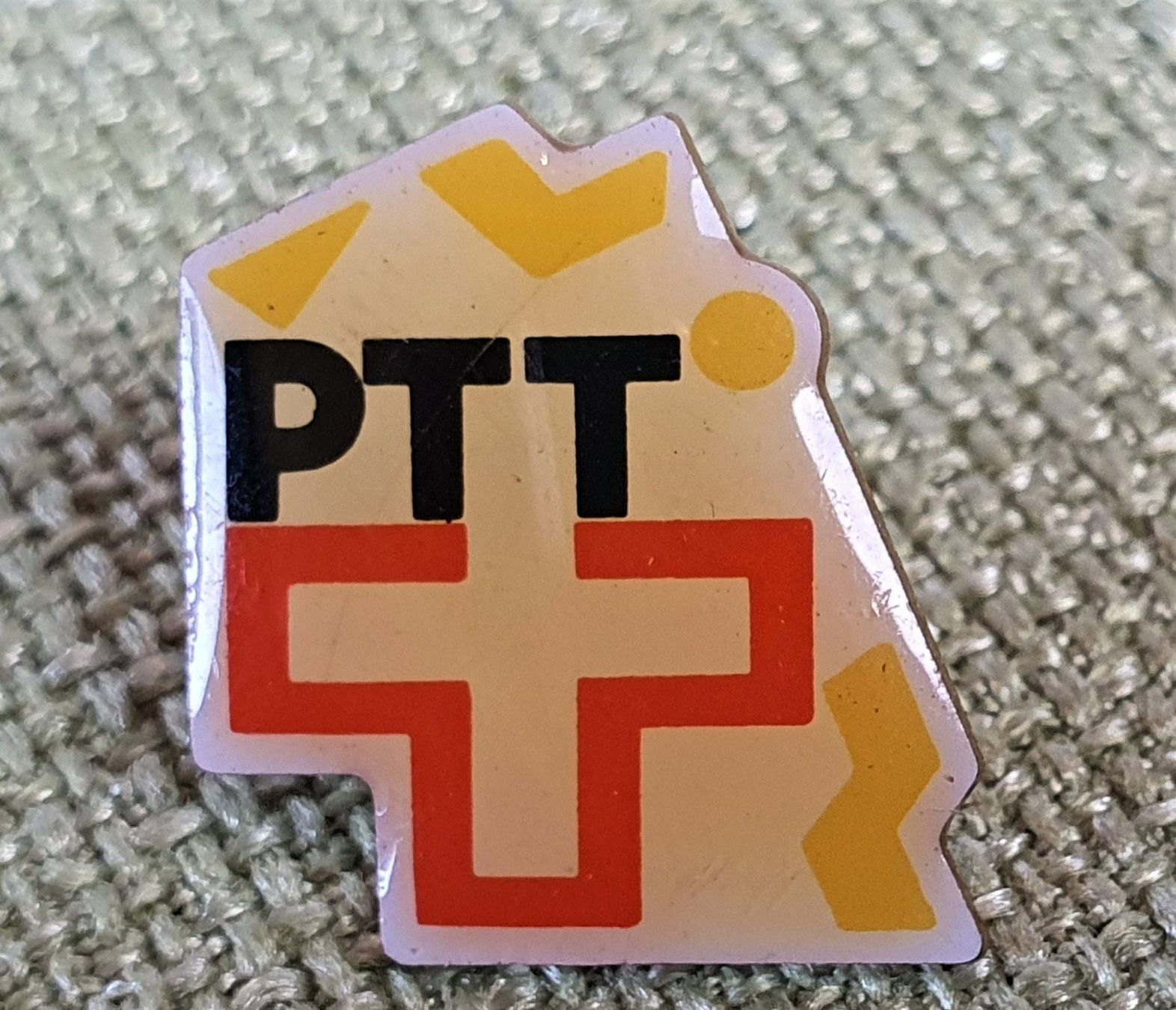 Placchette & Badge: A497 - Pin PTT Die Post Signet Logo – Usato da Reinach BL venduto da Boston-Verkauf 1