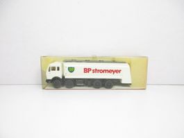 Roskopf H0 437 Mercedes Benz 3333 4-Achser Tankwagen BP