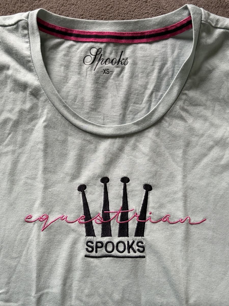 T-shirts: Schönes Spooks Shirt – Neuf (Voir description) à Luterbach par so_gas99 1