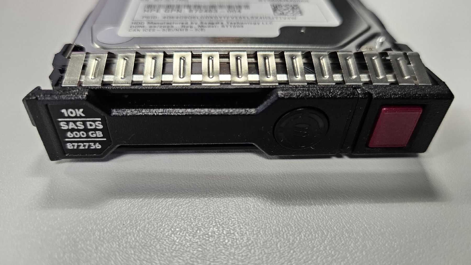 Hewlett Packard Disques durs: Server HPE Festplatte, 600GB 2.5" – Neuf (Voir description) à Weggis par CEDAEL 1