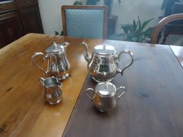 Service pour thé et café en métal argenté