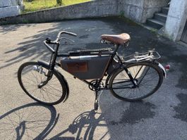 Militärfahrrad mit Saccoche