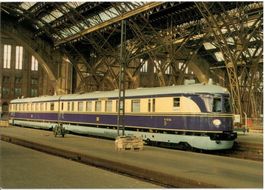 Schnelltriebwagen SVT 137 225 der Deutschen Reichsbahn