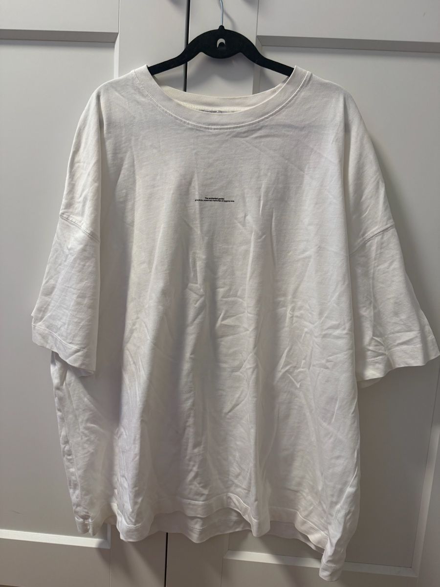 Zara T-Shirts: Zara T-Shirt, Oversized, Weiss Gr L – Gebraucht aus Bassersdorf von Sandy456