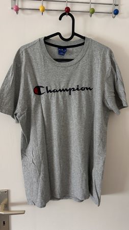 Champion Grey T-Shirt Size L - Perfect for Summer