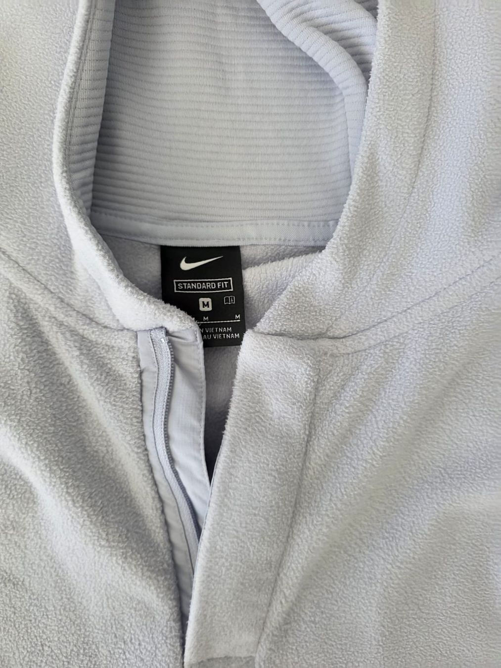 Nike Maglioni & Felpe: NIKE Pulli Gr. M – Usato da Bennwil venduto da fawag 1