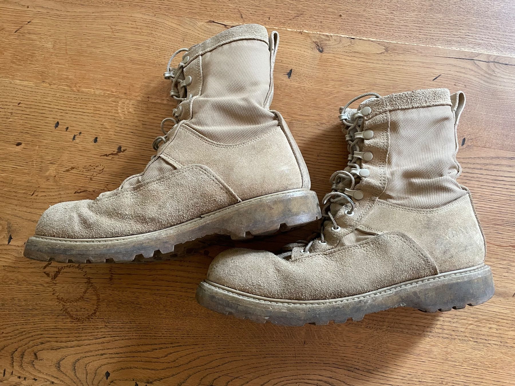 Schweizer Armee Scarpe da uomo: Combat boots original us army / BATES – Usato da Oberbütschel venduto da Woodie2005 2