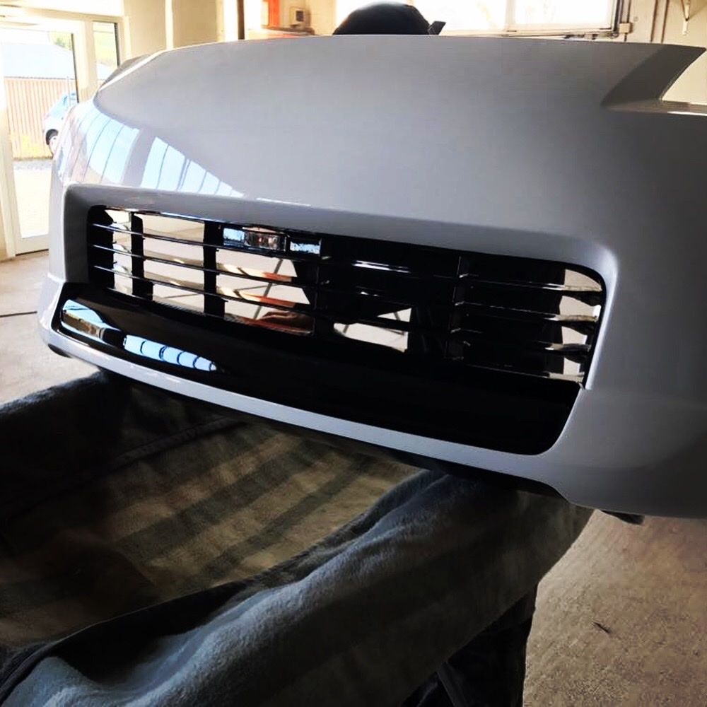 Nissan Alle Autoersatzteile: Nissan 350z Front + Ings Spoilerlippe – Gebraucht aus Waltenschwil von lolo65 1