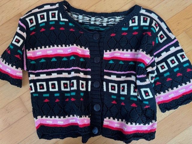 Giacche: Apartes Kurzjäckchen / Pullover, Gr. 36 – Usato da Oberrohrdorf venduto da maggys15 2