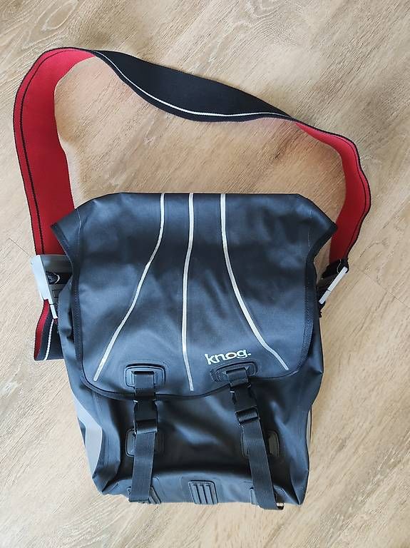 Borse: Knog wasserdichte Tasche – Usato da Flüelen venduto da pri_7p8g 1