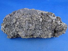 Bournonite auf Matrix mit Pyrit